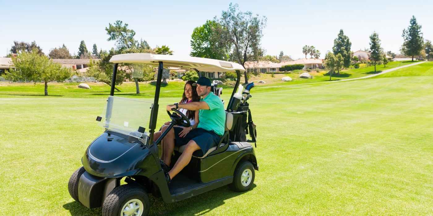 Cover image for the article: Why Combine Golf and Romance in the Caribbean?